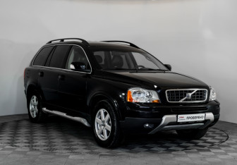 Подержанный автомобиль Volvo XC90 2008 года (3 фото)