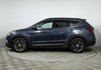 Подержанный автомобиль Hyundai Santa Fe 2017 года (8 фото)