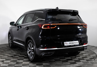 Подержанный автомобиль Chery Tiggo 7 Pro Max 2023 года (7 фото)