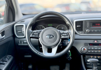 Подержанный автомобиль Kia Sportage 2020 года (12 фото)