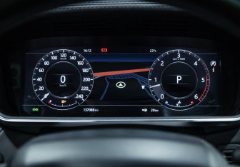Подержанный автомобиль Land Rover Range Rover Sport 2019 года (13 фото)