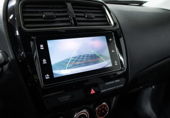 Подержанный автомобиль Mitsubishi ASX 2018 года (16 фото)