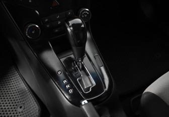 Подержанный автомобиль Chevrolet Cruze Sedan 2011 года (11 фото)