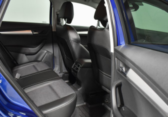 Подержанный автомобиль Skoda Karoq 2021 года (12 фото)