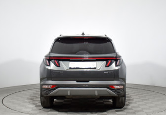 Подержанный автомобиль Hyundai Tucson 2021 года (6 фото)