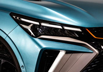 Подержанный автомобиль Geely Coolray 2024 года (12 фото)