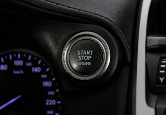 Подержанный автомобиль Lexus NX 2020 года (19 фото)