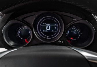 Подержанный автомобиль Citroen C4 Sedan 2018 года (18 фото)