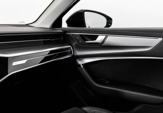 Подержанный автомобиль Audi A6 Wagon 2018 года (16 фото)