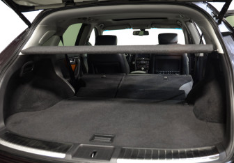 Подержанный автомобиль Infiniti QX70 2016 года (31 фото)