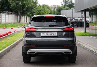 Подержанный автомобиль Geely Atlas Pro 2021 года (7 фото)
