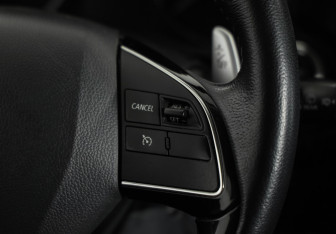 Подержанный автомобиль Mitsubishi Outlander 2021 года (12 фото)