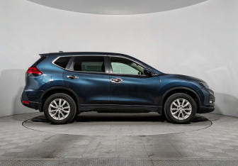 Подержанный автомобиль Nissan X-Trail 2020 года (4 фото)