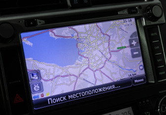 Подержанный автомобиль Toyota Land Cruiser Prado 2014 года (15 фото)