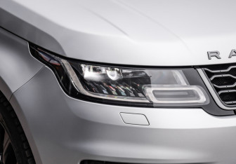Подержанный автомобиль Land Rover Range Rover Sport 2021 года (10 фото)