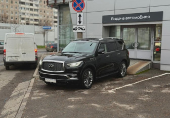Подержанный автомобиль Infiniti QX80 2019 года (1 фото)