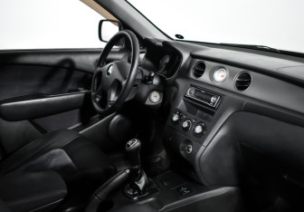 Подержанный автомобиль Mitsubishi Outlander 2006 года (13 фото)