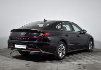 Подержанный автомобиль Hyundai Sonata 2020 года (5 фото)