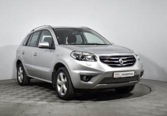 Подержанный автомобиль Renault Koleos 2013 года (3 фото)