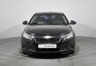 Подержанный автомобиль Chevrolet Cruze Hatchback 2012 года (2 фото)