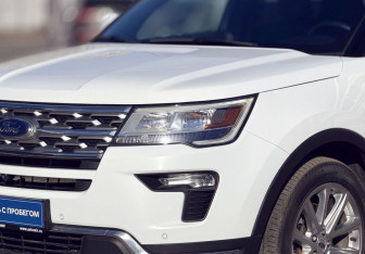 Подержанный автомобиль Ford Explorer 2019 года (8 фото)