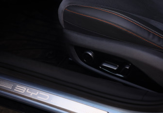 Подержанный автомобиль BYD Seal 2023 года (30 фото)