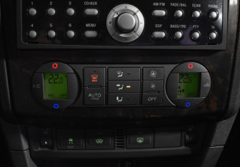 Подержанный автомобиль Ford Focus Sedan 2007 года (15 фото)