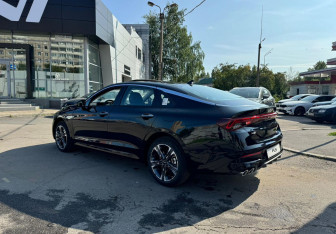 Новый Kia K5 2025 (5 фото)