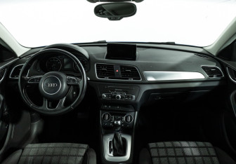 Подержанный автомобиль Audi Q3 2014 года (13 фото)