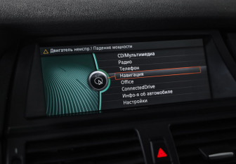 Подержанный автомобиль BMW X6 2013 года (15 фото)