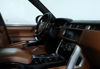 Подержанный автомобиль Land Rover Range Rover 2013 года (10 фото)