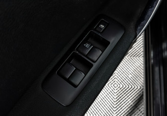 Подержанный автомобиль Nissan Qashqai 2012 года (10 фото)