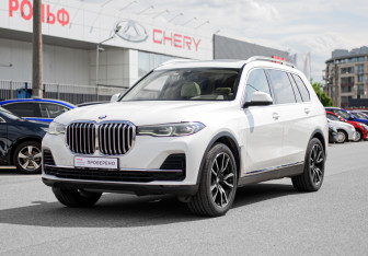 Подержанный автомобиль BMW X7 2019 года (1 фото)