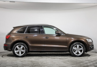 Подержанный автомобиль Audi Q5 2014 года (4 фото)