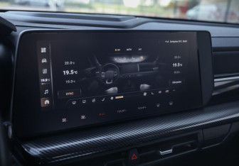 Подержанный автомобиль Haval H3 2024 года (17 фото)