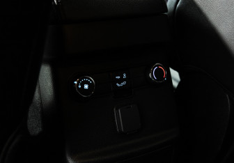 Подержанный автомобиль Ford Explorer 2019 года (20 фото)