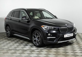 Подержанный автомобиль BMW X1 2018 года (3 фото)