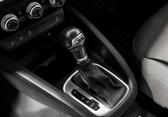 Подержанный автомобиль Audi A1 2015 года (11 фото)