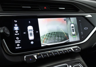 Подержанный автомобиль Geely Atlas Pro 2023 года (19 фото)