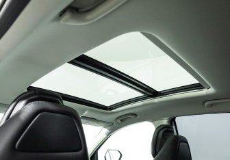 Подержанный автомобиль Changan Lamore 2023 года (15 фото)