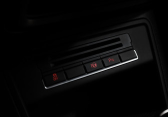 Подержанный автомобиль Volkswagen Tiguan 2013 года (15 фото)