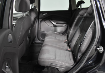 Подержанный автомобиль Ford Kuga 2014 года (11 фото)