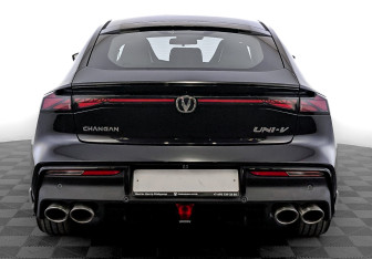 Новый Changan UNI-V 2024 (6 фото)