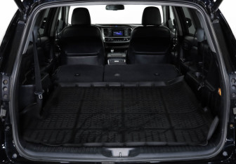 Подержанный автомобиль Toyota Highlander 2014 года (32 фото)