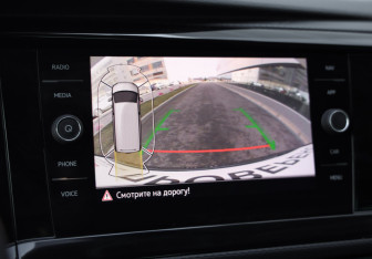 Подержанный автомобиль Volkswagen Multivan 2020 года (19 фото)