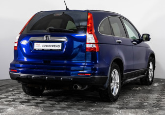 Подержанный автомобиль Honda CR-V 2011 года (5 фото)