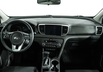 Подержанный автомобиль Kia Sportage 2021 года (13 фото)