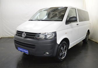 Подержанный автомобиль Volkswagen Caravelle 2013 года (1 фото)