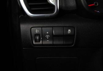 Подержанный автомобиль Kia Sportage 2018 года (15 фото)