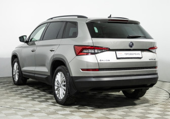 Подержанный автомобиль Skoda Kodiaq 2019 года (7 фото)